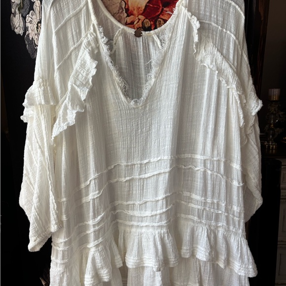 Free People Tops - Free People Cream Ruffled Blouse